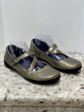 Vionic Orthaheel Judith Mary Jane Flats Size 8.5 Pewter Leather Comfort Shoes